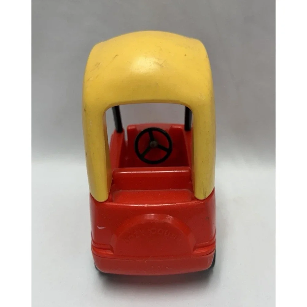 Vintage Little tikes Dollhouse Cozy Coupe Car Red Yellow